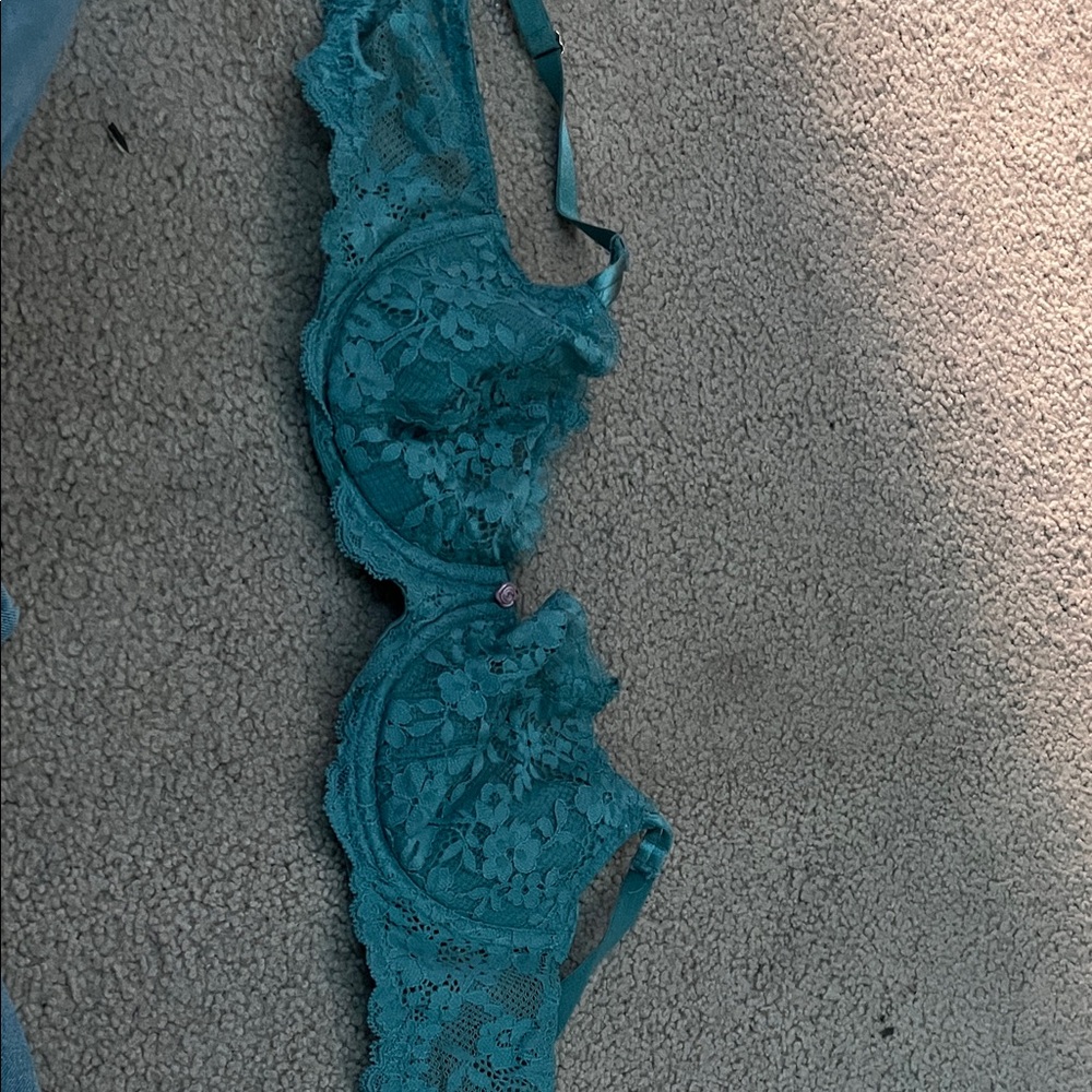 Victoria's Secret Teal Lace Bra